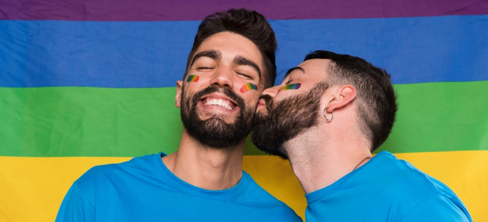 Homoseksüel Ne Demek? Anlamı, Kökeni ve Doğru Kullanımı 